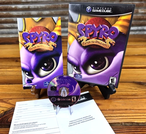 Spyro Enter the Dragonfly Nintendo GameCube CIB W/Registration Card MINTY