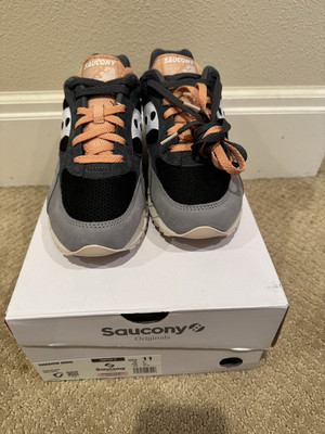 Saucony Shadow 6000 Grey/Black - Womens Size 11/Mens Size 9.5/ 27.5cm