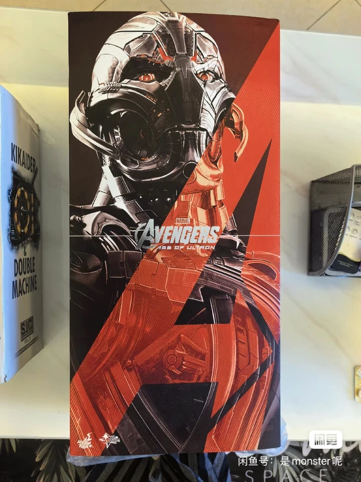 Figura de acción Hot Toys MMS284 Avengers Age of Ultron Prime 1/6 en stock Foto 2 de 4