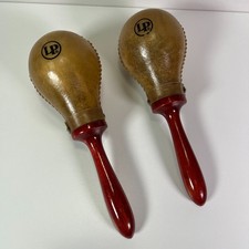 Latin Percussion LP Macho Maracas Natural Rawhide Shell Red Stained Wood Set 2x