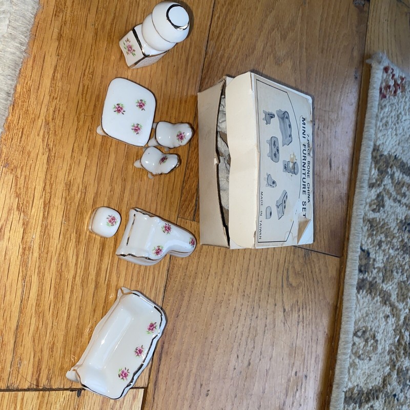 Vtg Set 7-pc Dollhouse Porcelain Bone China FURNITURE Taiwan  New In Box