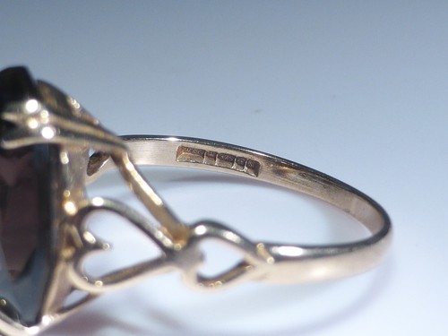9ct Gold Smoky Quartz Ring Heart Shoulders UK Hallmark 1992 Size M 5Ctw Boxed - Picture 12 of 23