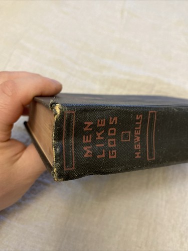 H.G. Wells Book Lot Men like Gods 1923 War Of The Worlds Time Machine & Shorts - Picture 9 of 24