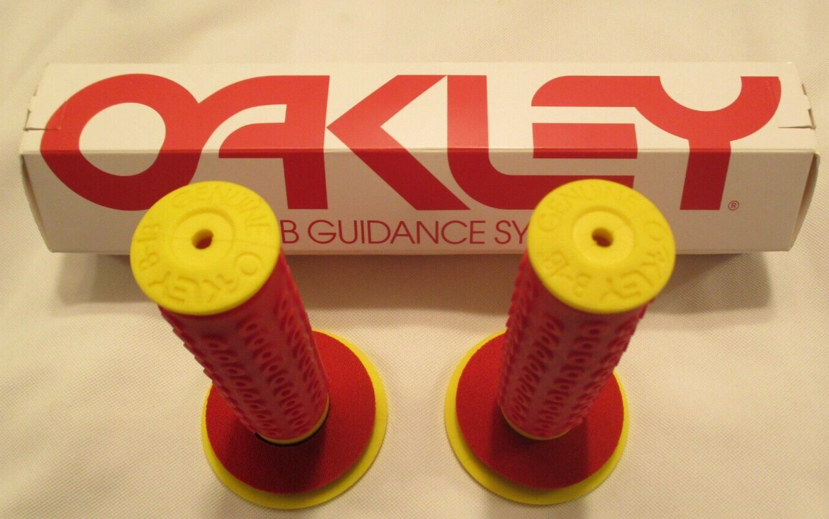 OAKLEY オークリー B-1B 自転車グリップ OLD BMX MTB 赤 OAKLEY オークリー B-1B 自転車グリップ OLD BMX MTB 赤
