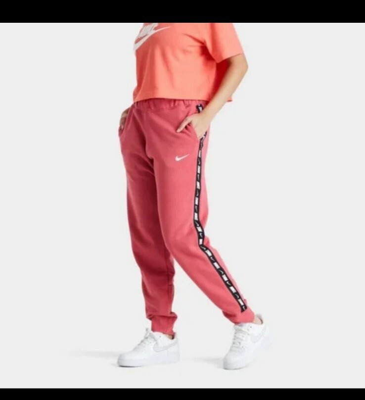 Nike Womens Size Small Sportswear Essential Fleece Jogger Pants