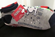 Snoopy Peanuts Christmas No Show Socks 10 Pair Shoe Size 5-8 Ankle