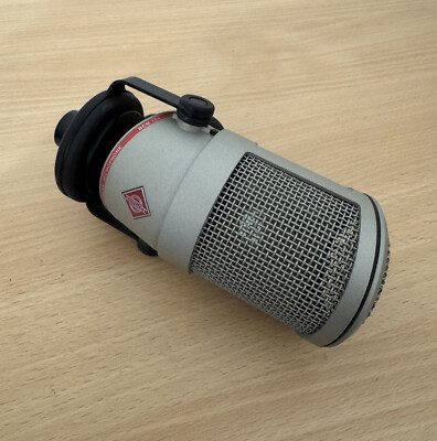 Neumann BCM 104 Studio Großmembran Kondensatormikrofon