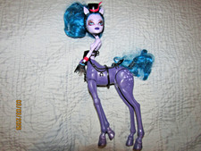 MONSTER HIGH DOLL MONSTER HIGH FREAKY FUSION DOLL AVEA TROTTER HORSE