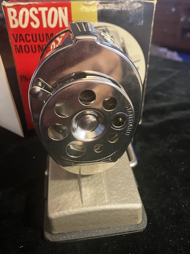 SACAPUNTAS VINTAGE BOSTON PORTÁTIL MONTAJE AL VACÍO CON CAJA AÑOS 70’s Foto 4 de 4