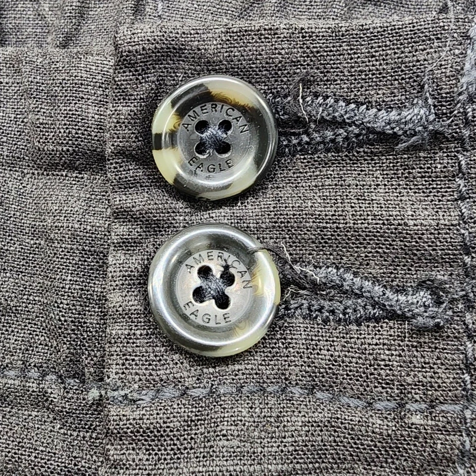 Calça American Eagle feminina 8 cinza cintura alta perna larga plissada sob medida - Imagem 2 de 4