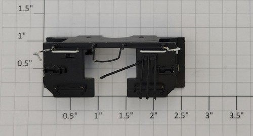 Lionel 84100-652 calibre O diecast SD70ACe negro-blanco con piloto trasero amarillo | Condition: Used