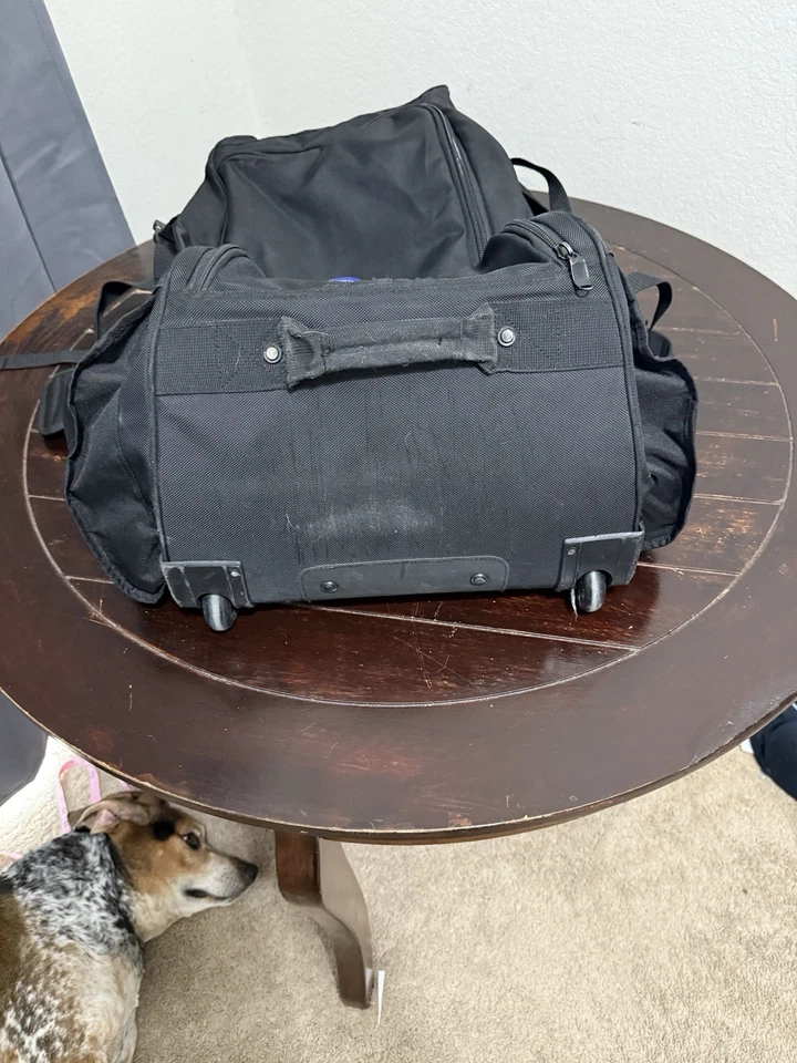 Adidas 2023 McDonald’s All-American Jugador Emisión Equipo Rueda Bolsa, Bolsa de Viaje Foto 2 de 4