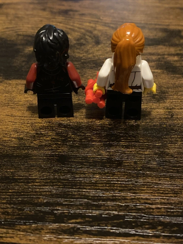 2 minifiguras Lego de temas Pharaohs Quest e Harry Potter - Imagem 3 de 3