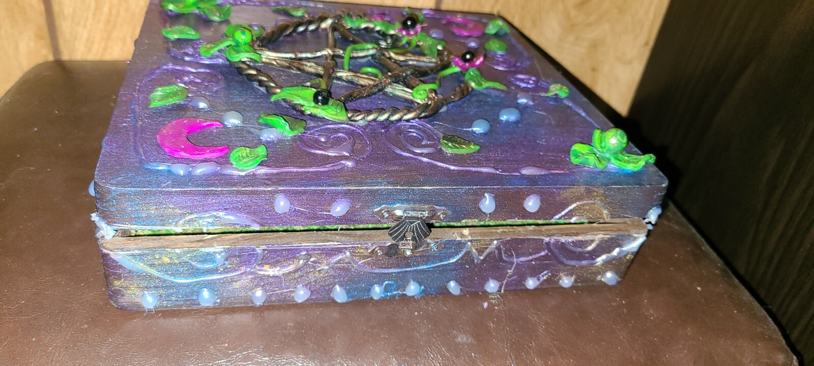 Picture 3 of 21