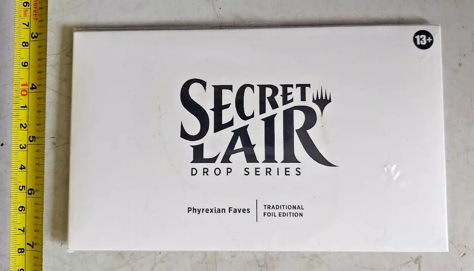 ベルギー製 Secret Lair Phyrexian Faves 通常版 4セット | www