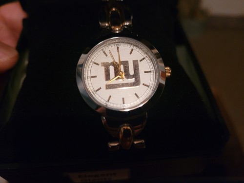 New York Giants NFL Ladies game time watch NIB - Picture 2 of 4