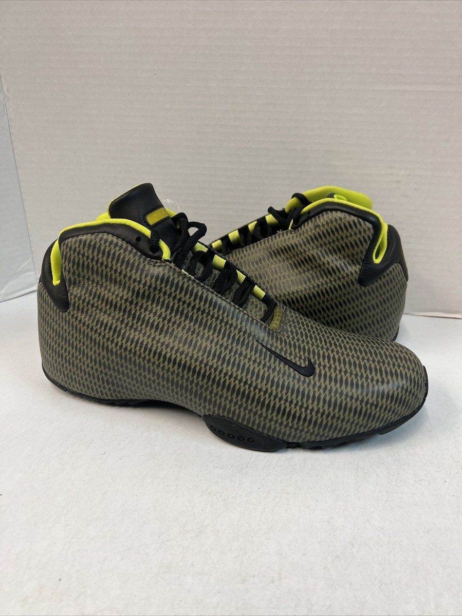 Nike Air Hyper Flight Leather Snakeskin 2002 Size 11 Brand Nike Air Hyper Flight Leather Snakeskin 2002 Size 11 Brand