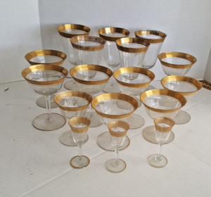 STEMWARE Lot of 17 Glass Gold Etched Trim Various Sizes Sherry Wine Champagne