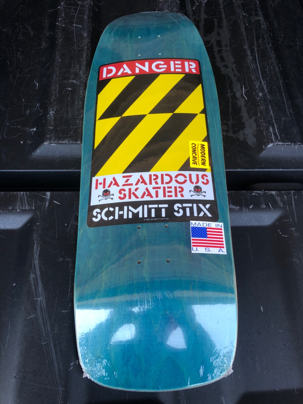 old skool skateboard