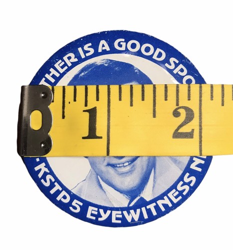 Tom Ryther Vintage 70’s Pin Back Button Sports News 2 1/4" St Paul Minnesota MN - Picture 3 of 5