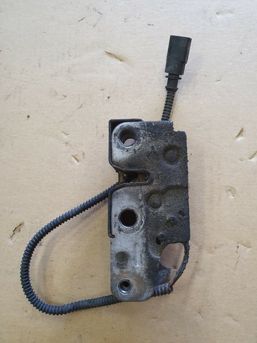 VW GOLF MK5 / JETTA MK5 FRONT BONNET OPEN RELEASE LOCK CATCH 1K1823509E