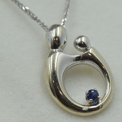 sapphire mothers necklace