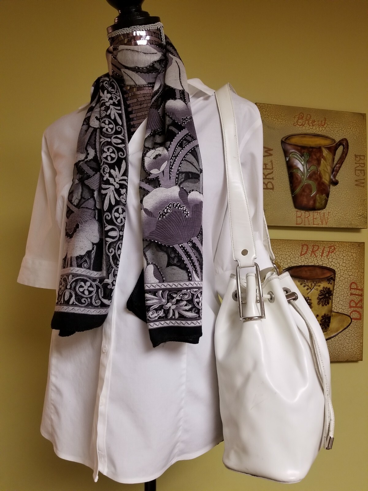 Dooney and Bourke White Bucket Bag Gem