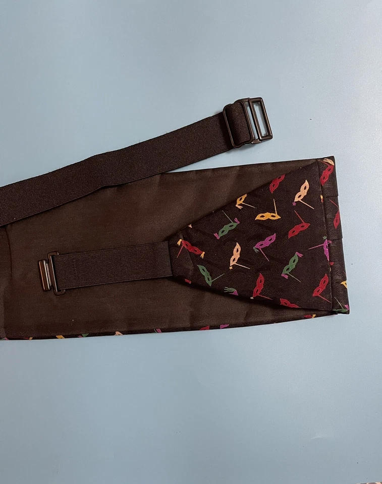 Máscara Mardi Gras Cummerbund toda seda negra Foto 3 de 3