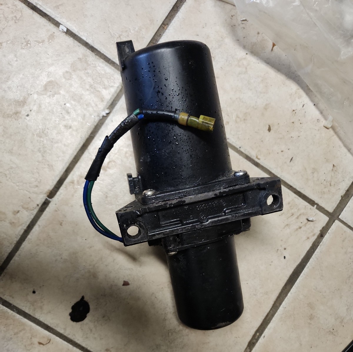 OEM Volvo Penta or Mercruiser Trim Tab Tilt Pump SAE J1171