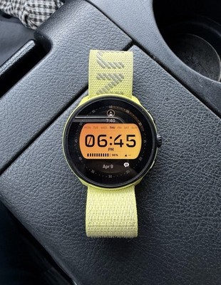 Suunto RUN GPS Workout Watch Touch Screen Smart Watch Lime Nylon Strap