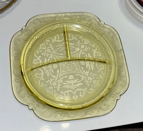 Vintage Federal Madrid Amber Depression Glass 10" Dinner Relish Plate Floral Vtg