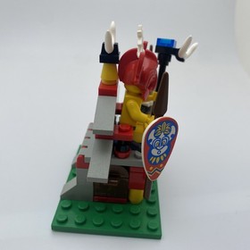 Lego Pirates Islanders 6236 King Kahuka (1994)  100% Complete  w/Instructions 