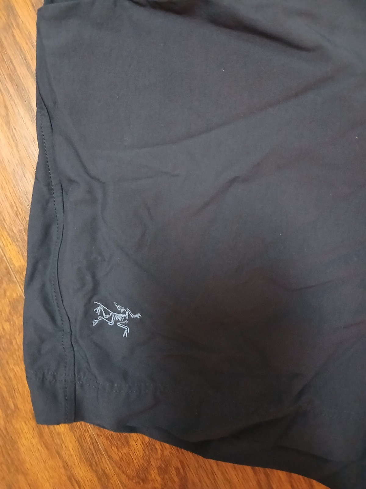 Arcteryx Creston Shorts 4.5" Womens Size 14 Blue Logo Hiking Camping thumbnail 2