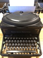 Vintage Underwood Noiseless Desktop Typewriter Beautiful 1930’s Or 40’s Machine thumbnail