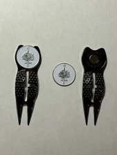 (1) Merion Golf Club Crosshairs Divot Tool & 1" Coin Style Golf Marker