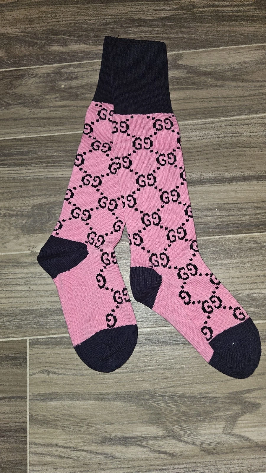 Chaussettes GUCCI (GG) rose et bleu marine femme taille unique 
