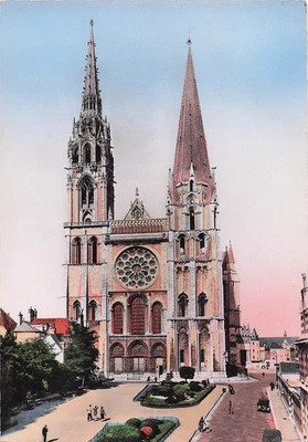 28 CHARTRES LA CATHEDRALE - Photo 1/2