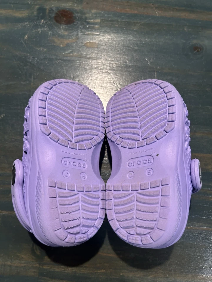 Sandalias zuecos Crocs Baya niños talla C 5 púrpura Foto 2 de 4