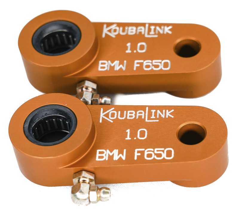 Kit abaissement KOUBALINK pour voyager serein au guidon de la BMW F650 Funduro orange