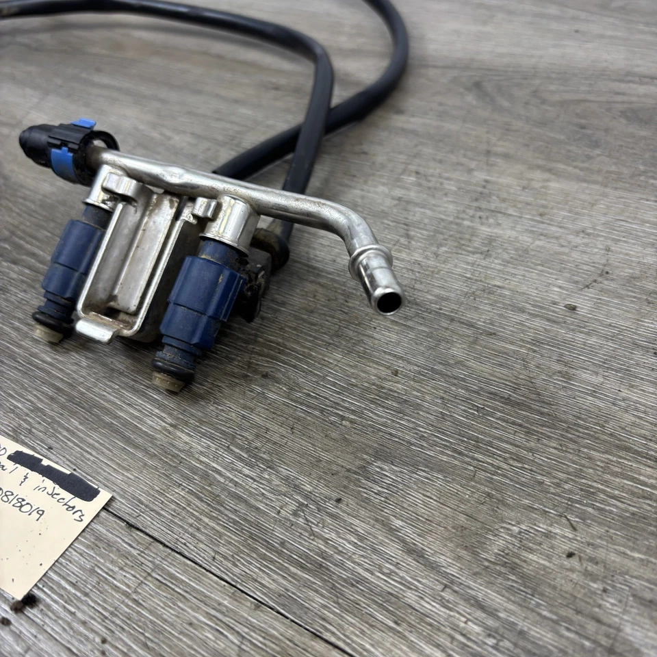 2009 Polaris RZR 800 Fuel Rail & Fuel Injectors 1202863 2520808 - Image 2 of 4