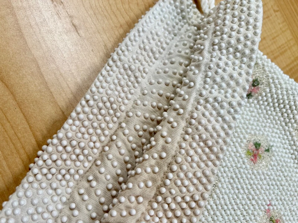 Bolso de noche vintage con cuentas flores blancas y rosas Foto 4 de 4