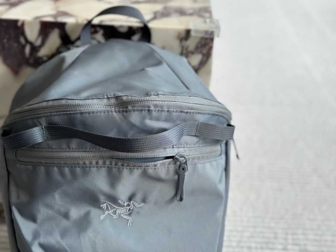 ARC'TERYX Backpack HELIAD 15L Daypack Rucksack outdoor Nylon