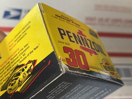 Revell Collection, Johnny Benson #30, 1:64 Scale on Display Base NASCAR 1996 - Picture 15 of 21