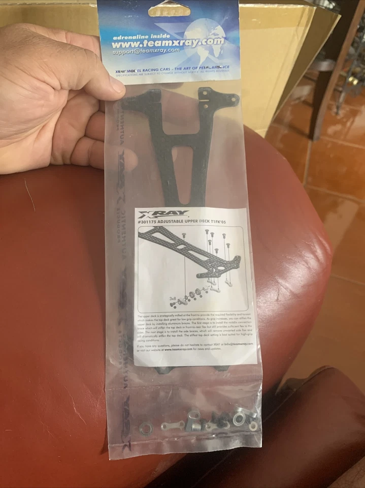 Vintage XRAY 301175 Adjustable Upper Deck T1FK’ 05-2.5 Graphite Orignal New - Image 3 of 4
