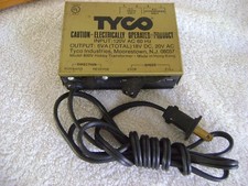Tyco  Model 889V Transformer for HO trains. 1...