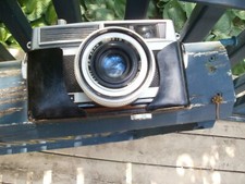Vintage Petri Racer 35mm Camera with Leather Case UNTESTED 