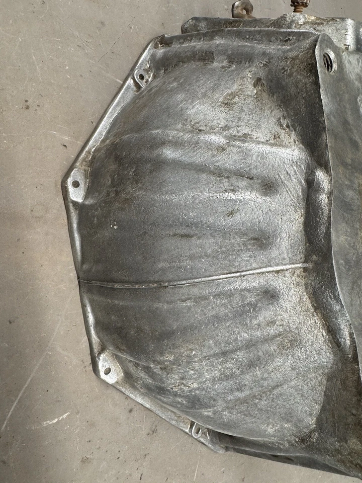 Vega Monza Astre 1973-1976 transmisión de 4 velocidades Sunfire Bell carcasa Skyhawk GT Foto 2 de 4