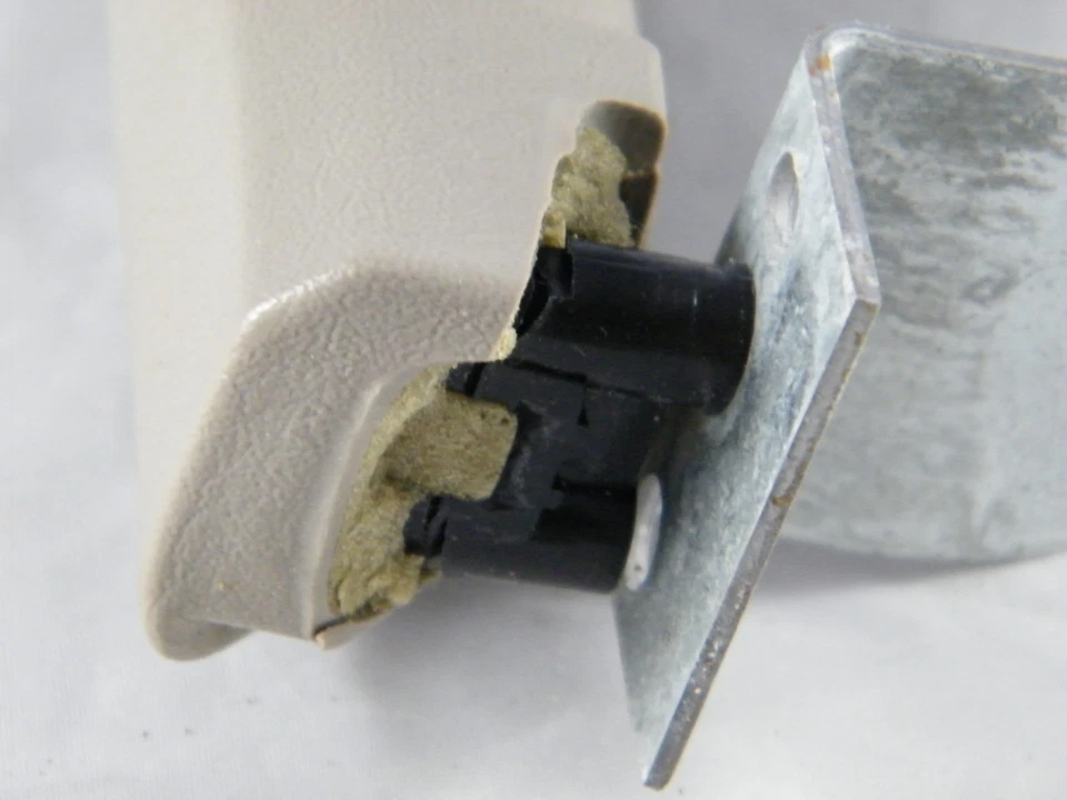 Lincoln LS V8 2004 fabricante original ~ manija interior de la puerta delantera del lado del conductor / beige tirador Foto 4 de 4