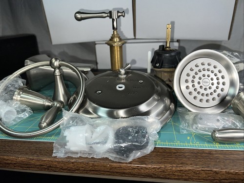 Moen Bridgeford Gebürstetes Nickel 1 Griff Bad Trim Kit-2ea Ventile-Duschkopf & Zapfen - Bild 11 von 11