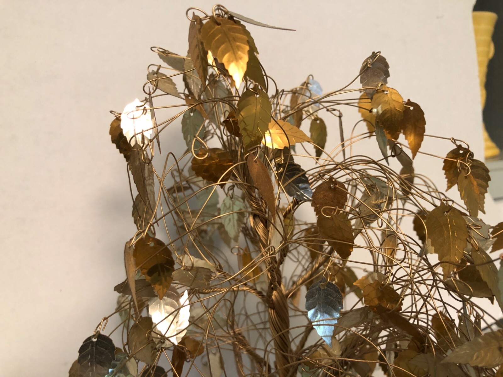 MCM DREAM TREE GOLD LEAVES 10 INCHES